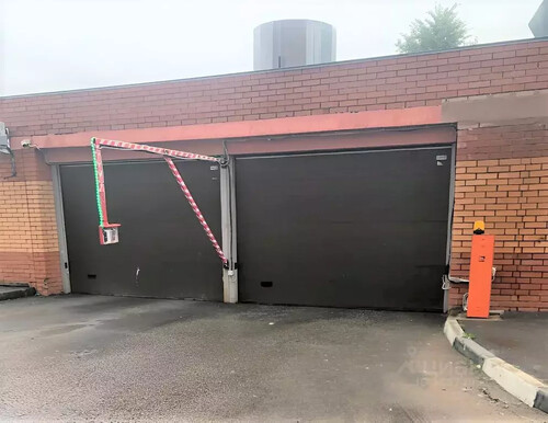 Автомойка, пос. Горки-10, д. 23 (подземный паркинг)